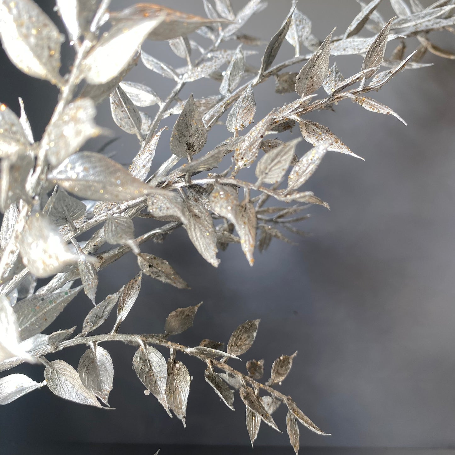 アーティフィシャルフラワー メタリックフラワー クリスマスフラワー フラワーアレンジメント 造花 キラキラ シルバー グリッター