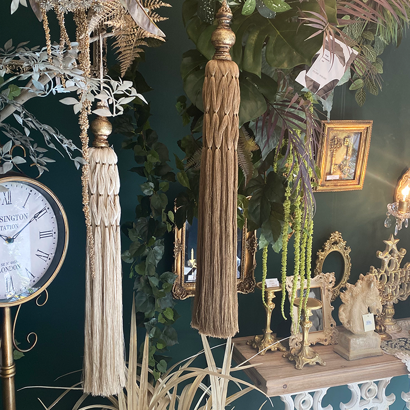 タッセル|ブラウンゴールド