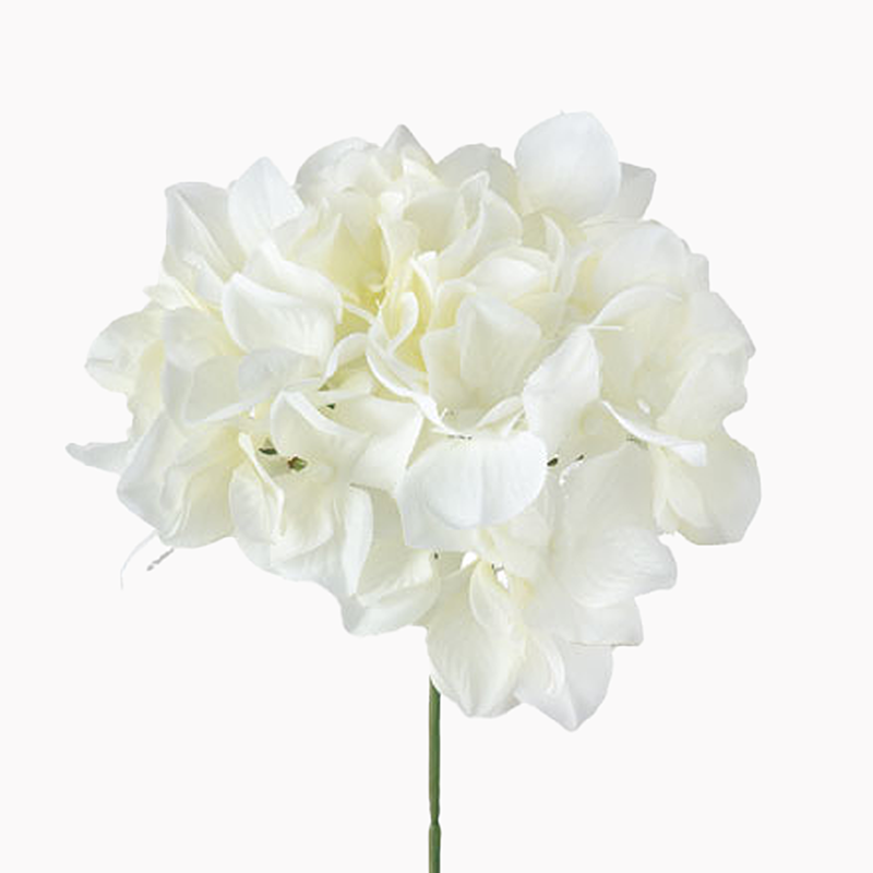 ホワイトのハイドランジアのアーティフィシャルフラワー。