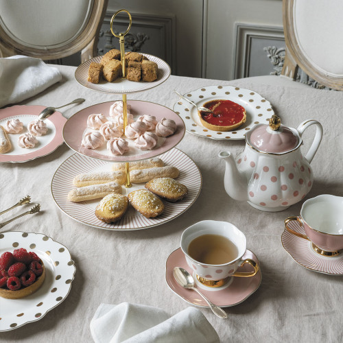 マチルドエムのアフタヌーンティースタンド。