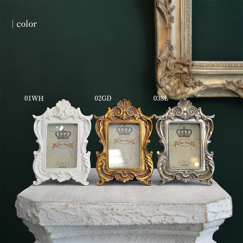 アンティークの卓上ミニフォトフレーム。