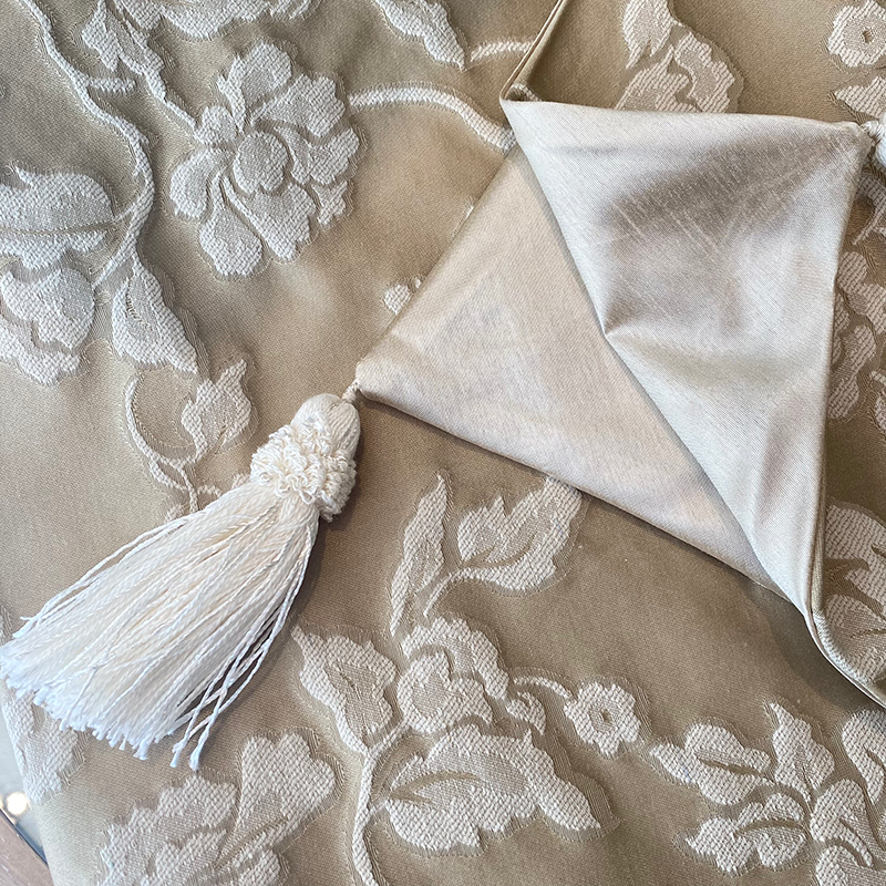 テーブルランナー ジェニファーテイラー・Heirloom(35×230cm) – anji テーブルランナー ジェニファーテイラー・Heirloom(35×230cm) – anji